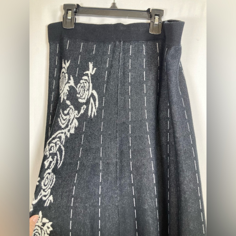$13!!! End of season sale ends April 3rd Add to bundle for sale price - Picture 10 of 12